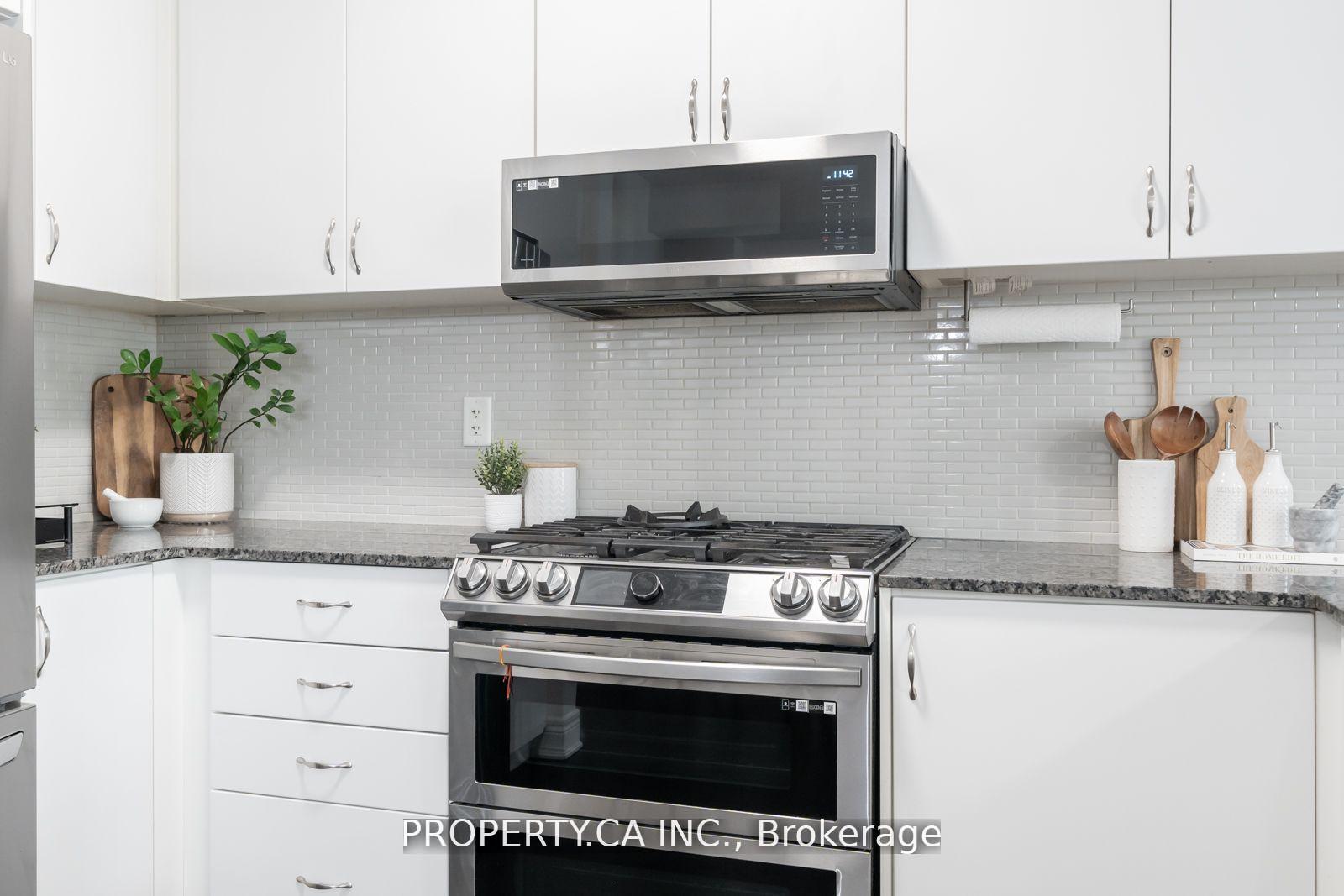 Photo 10 of 1330 Restivo Lane, Milton, Ford — HOMEH