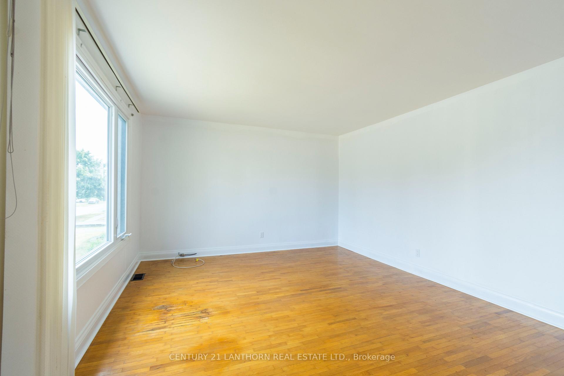 Photo 10 of 27 Pringle Drive, Belleville, Belleville Ward — HOMEH