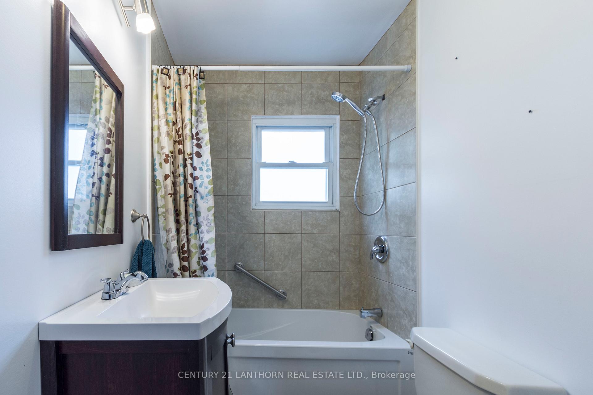 Photo 18 of 27 Pringle Drive, Belleville, Belleville Ward — HOMEH