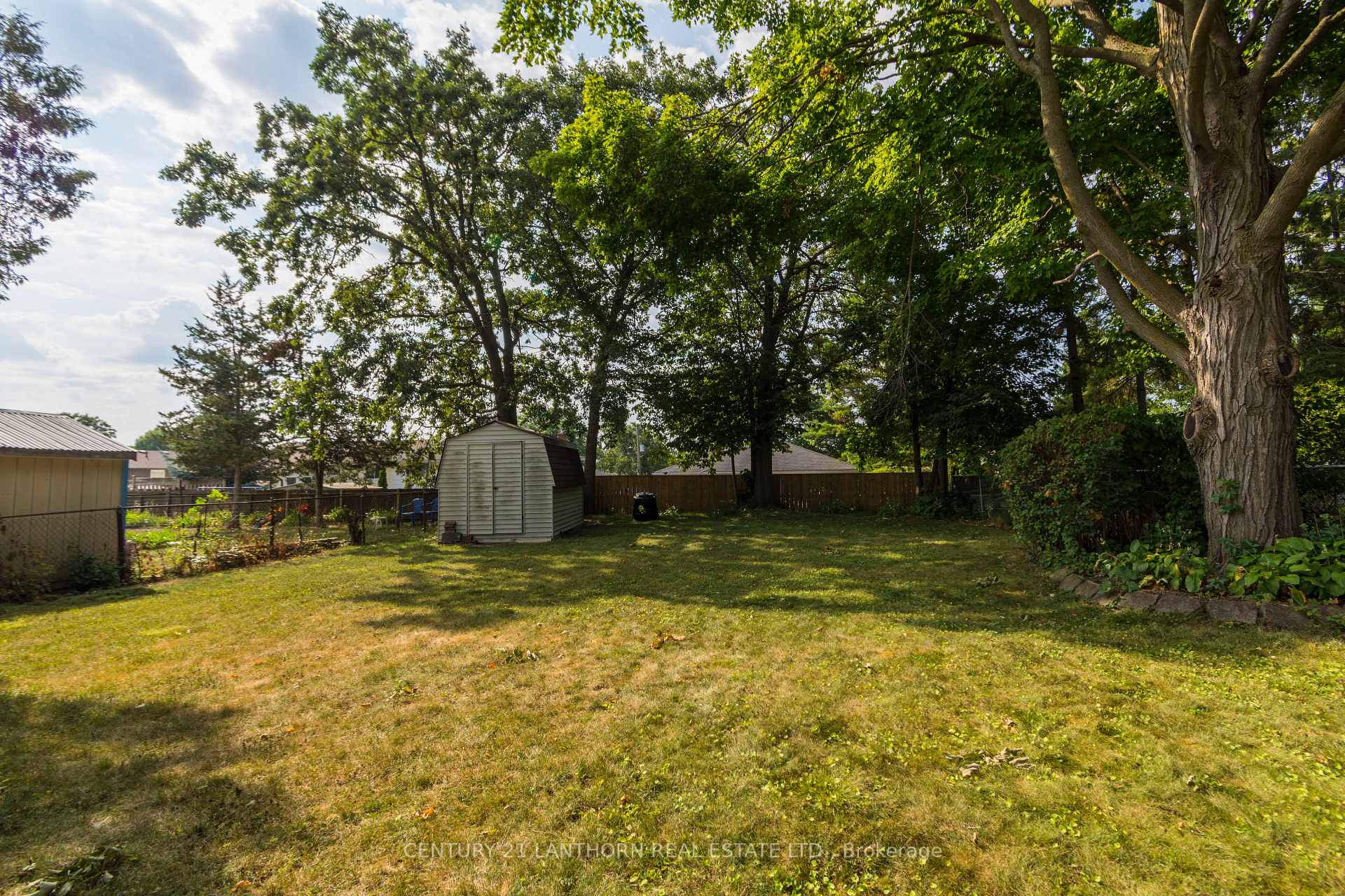 Photo 35 of 27 Pringle Drive, Belleville, Belleville Ward — HOMEH