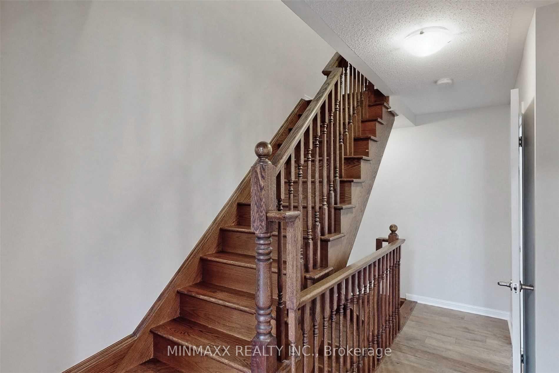 Photo 20 of 932 Nadalin Heights, Milton, Willmott — HOMEH