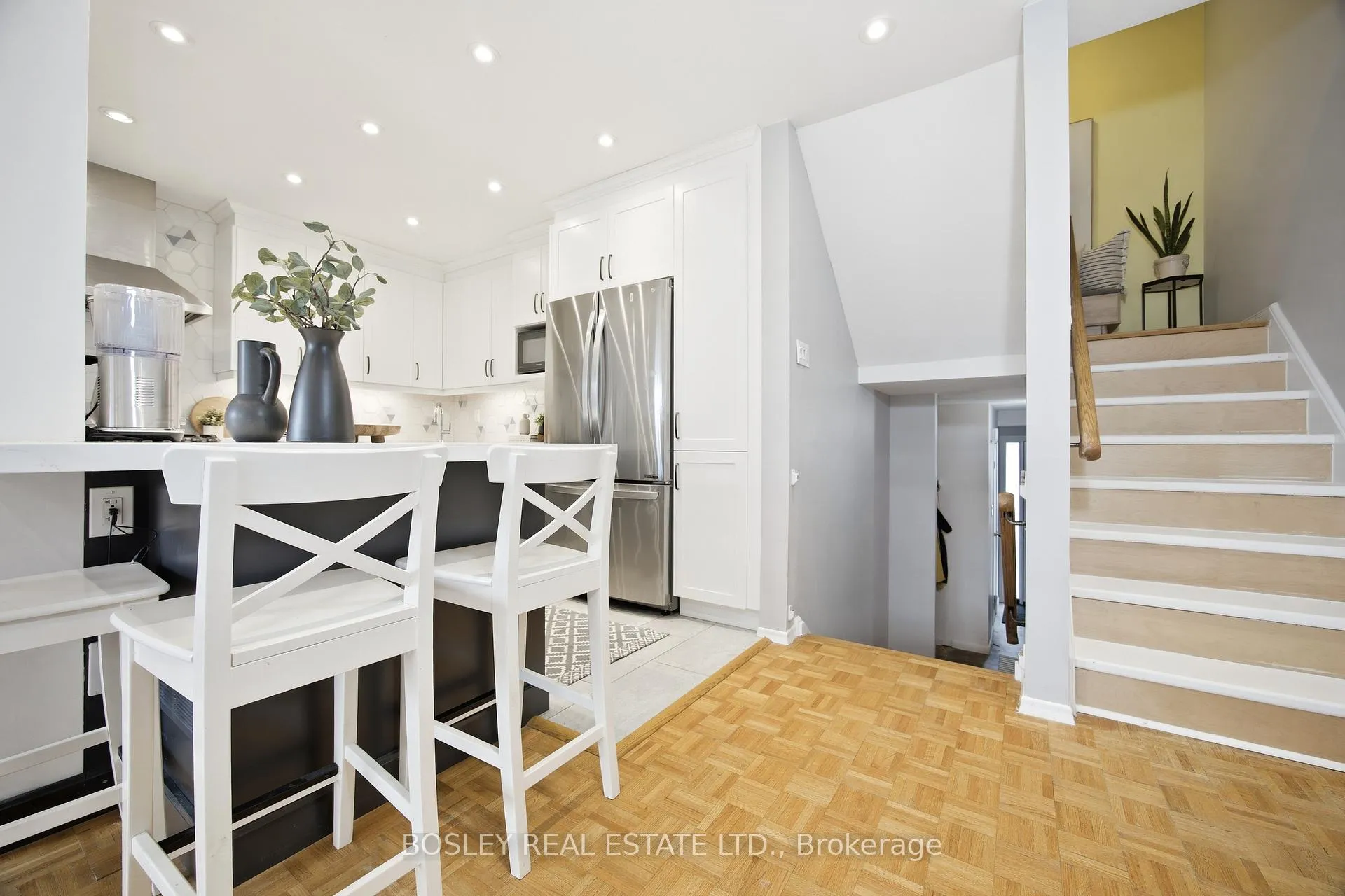 Photo 10 of 2807 St Clair Avenue E, Toronto, O'Connor-Parkview — HOMEH