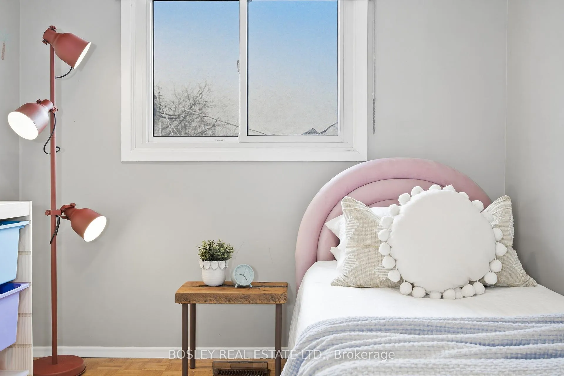 Photo 18 of 2807 St Clair Avenue E, Toronto, O'Connor-Parkview — HOMEH