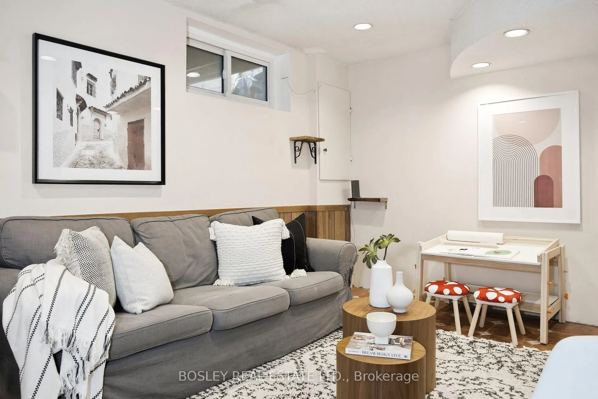 Photo 26 of 2807 St Clair Avenue E, Toronto, O'Connor-Parkview — HOMEH