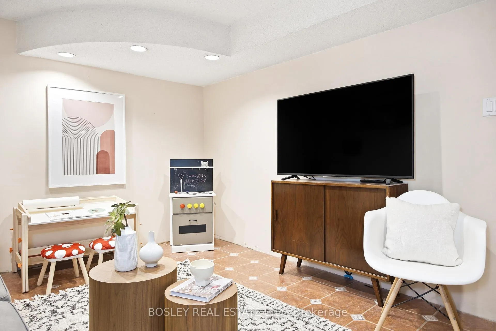Photo 27 of 2807 St Clair Avenue E, Toronto, O'Connor-Parkview — HOMEH
