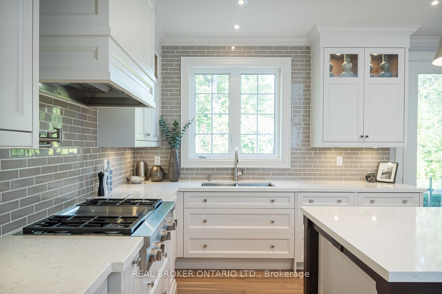 Photo 8 of 304 Mcgibbon Drive, Milton, Clarke — HOMEH