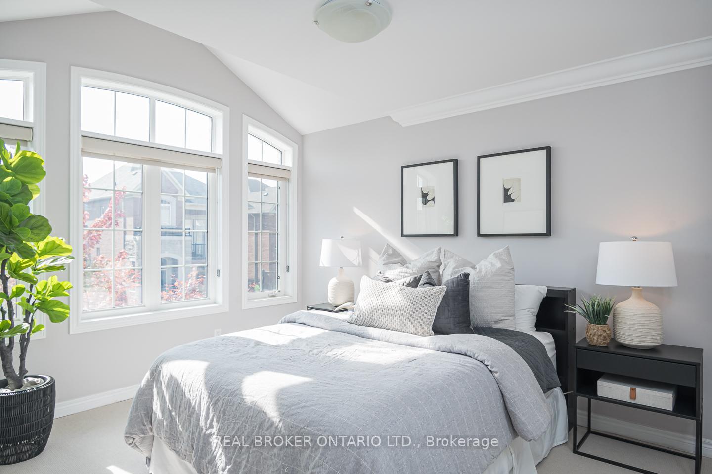Photo 25 of 304 Mcgibbon Drive, Milton, Clarke — HOMEH