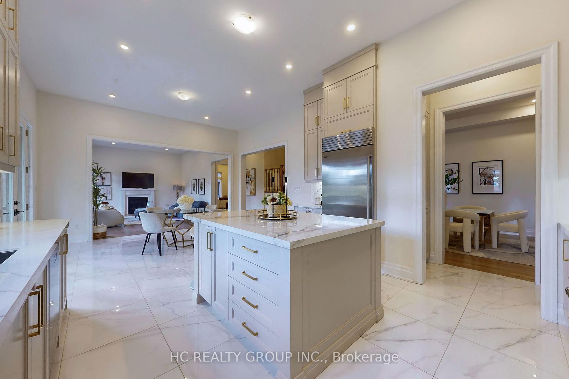 Photo 14 of 356 Touch Gold Crescent, Aurora, Bayview Southeast — HOMEH