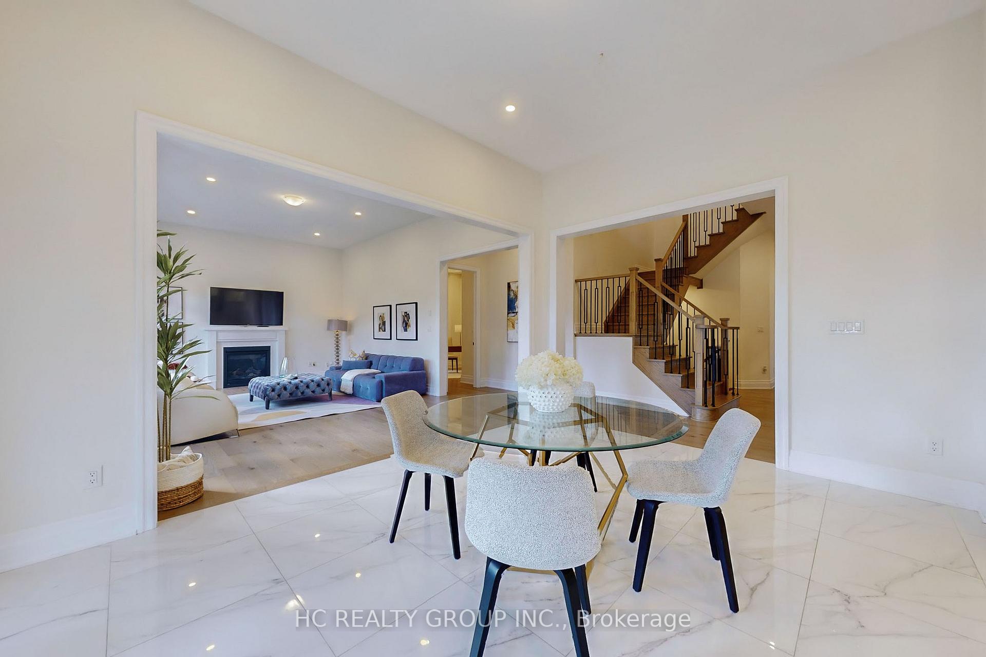 Photo 24 of 356 Touch Gold Crescent, Aurora, Bayview Southeast — HOMEH