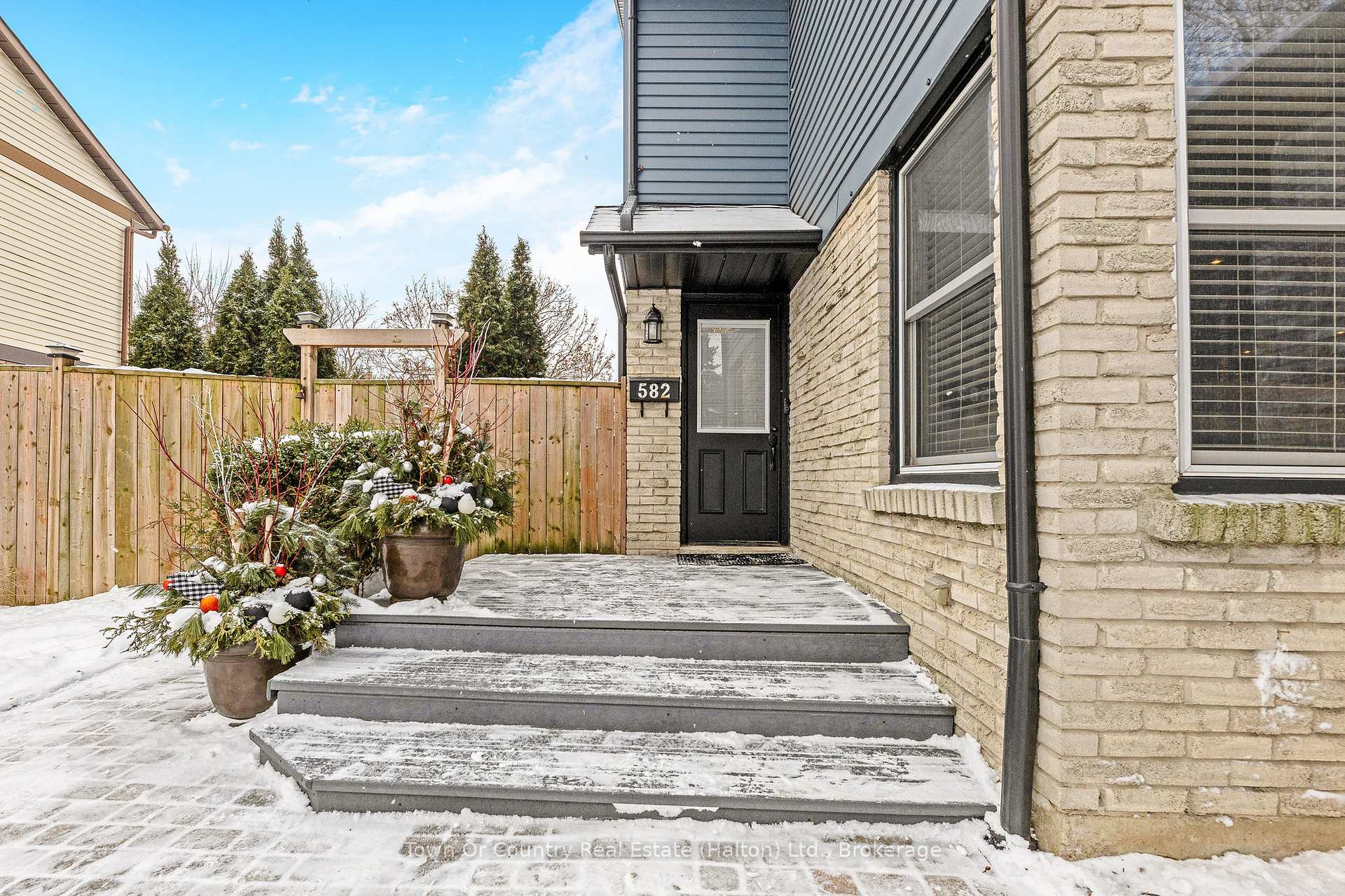 Photo 4 of 582 Holly Avenue, Milton, Timberlea — HOMEH