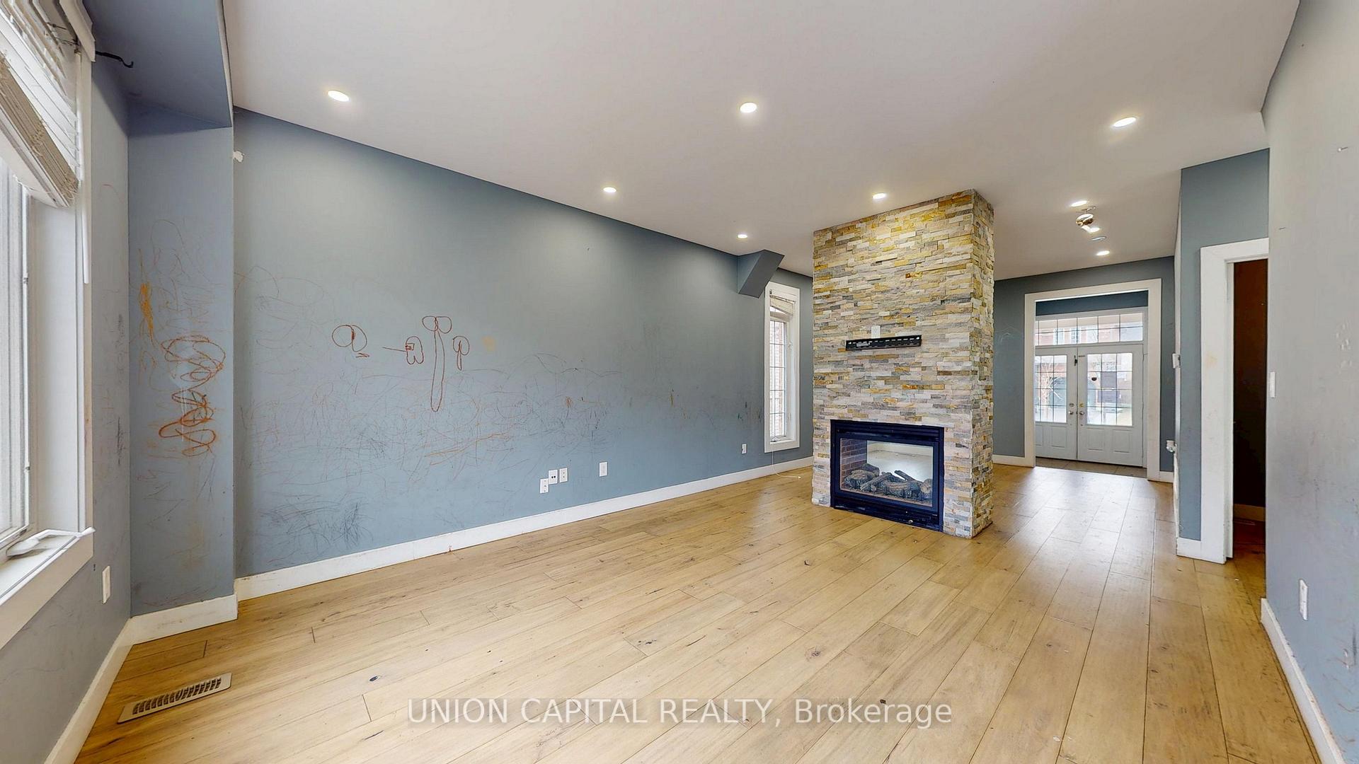 Photo 6 of 120 Elliottglen Drive, Ajax, Northeast Ajax — HOMEH