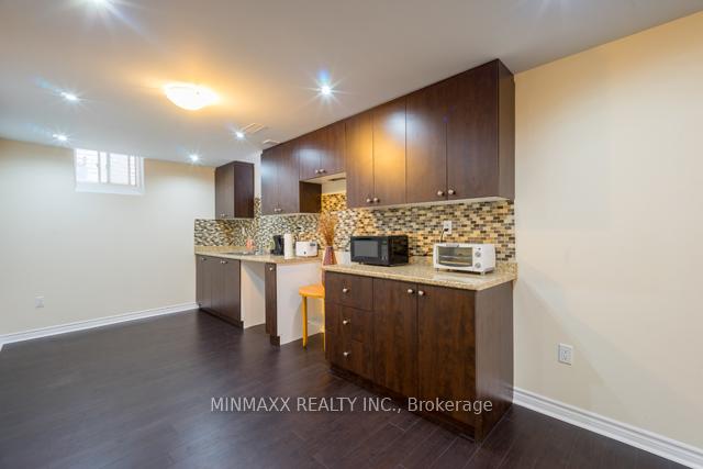 Photo 4 of Unit Basemnt, 1010 Holdsworth Crescent, Milton, Coates — HOMEH