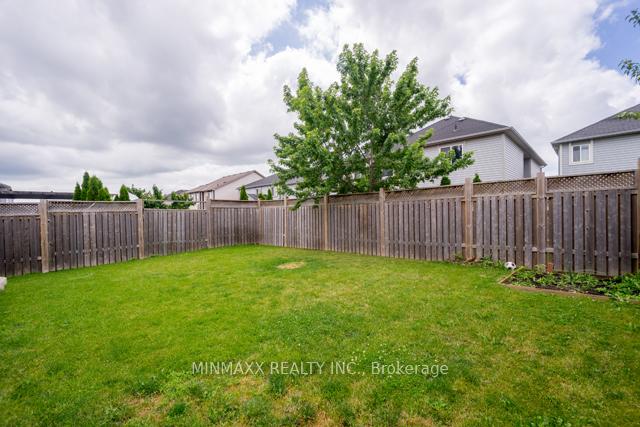Photo 13 of Unit Basemnt, 1010 Holdsworth Crescent, Milton, Coates — HOMEH