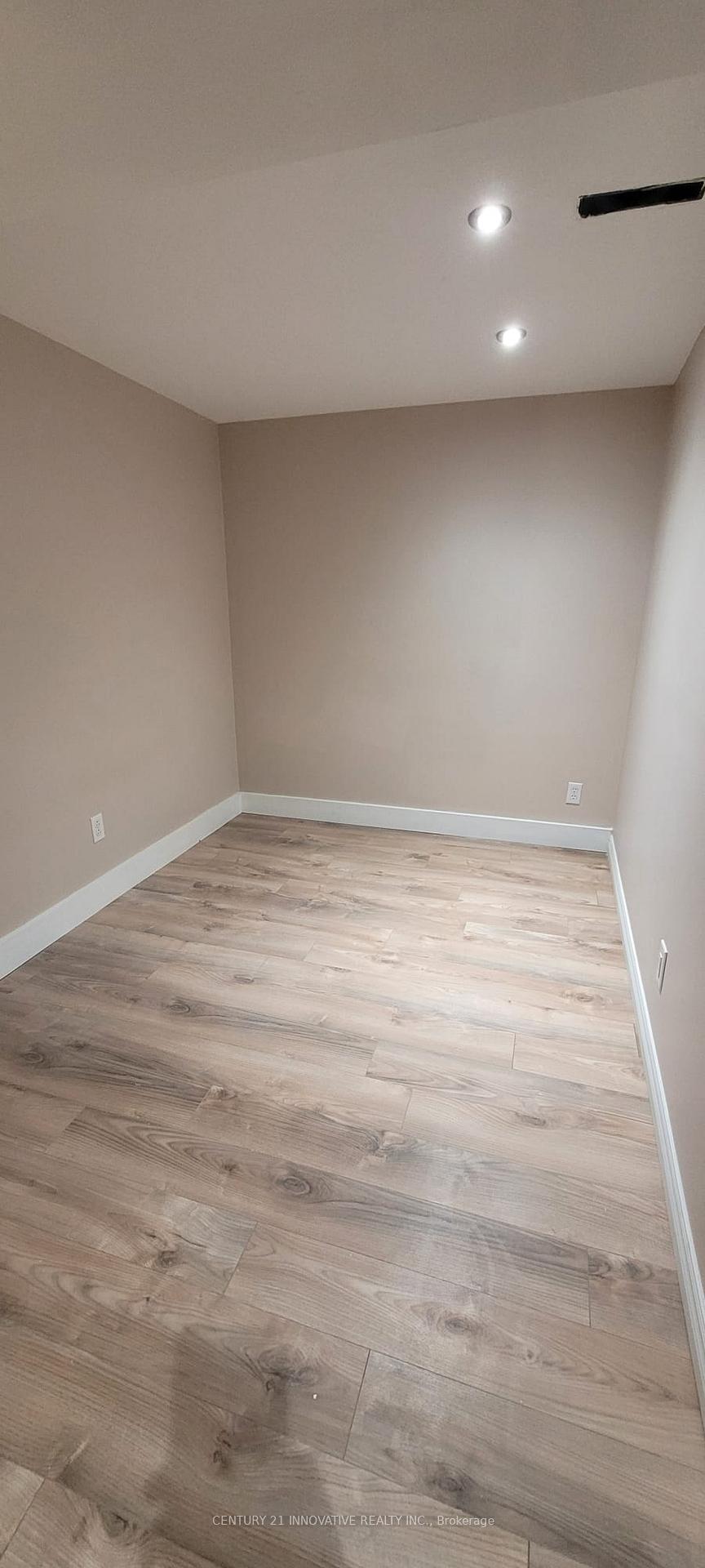 Photo 2 of Unit Bmst, 87 Ravenscroft Road, Ajax, Central — HOMEH