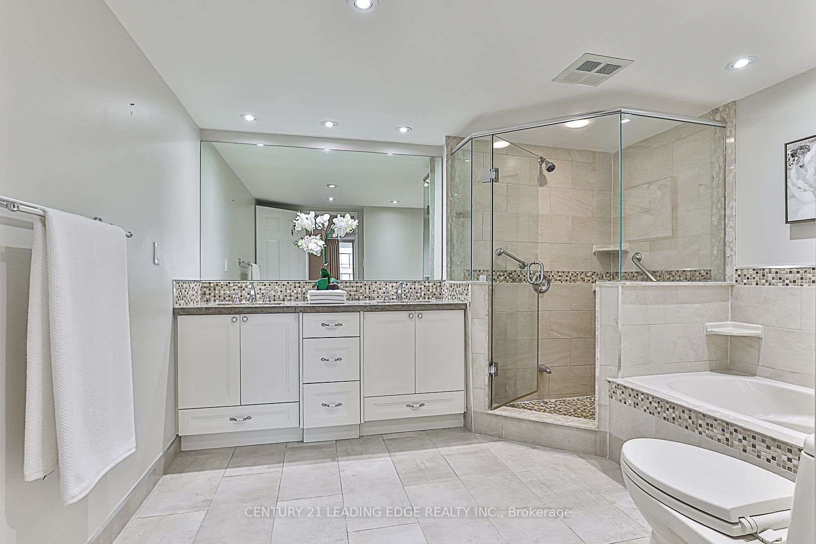 Photo 66 of Unit 324, 25 Austin Drive, Markham, Markville — HOMEH