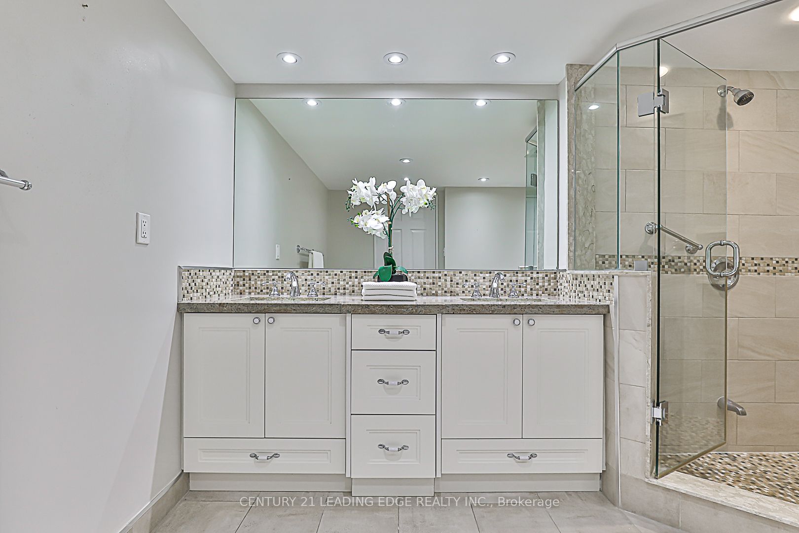 Photo 67 of Unit 324, 25 Austin Drive, Markham, Markville — HOMEH