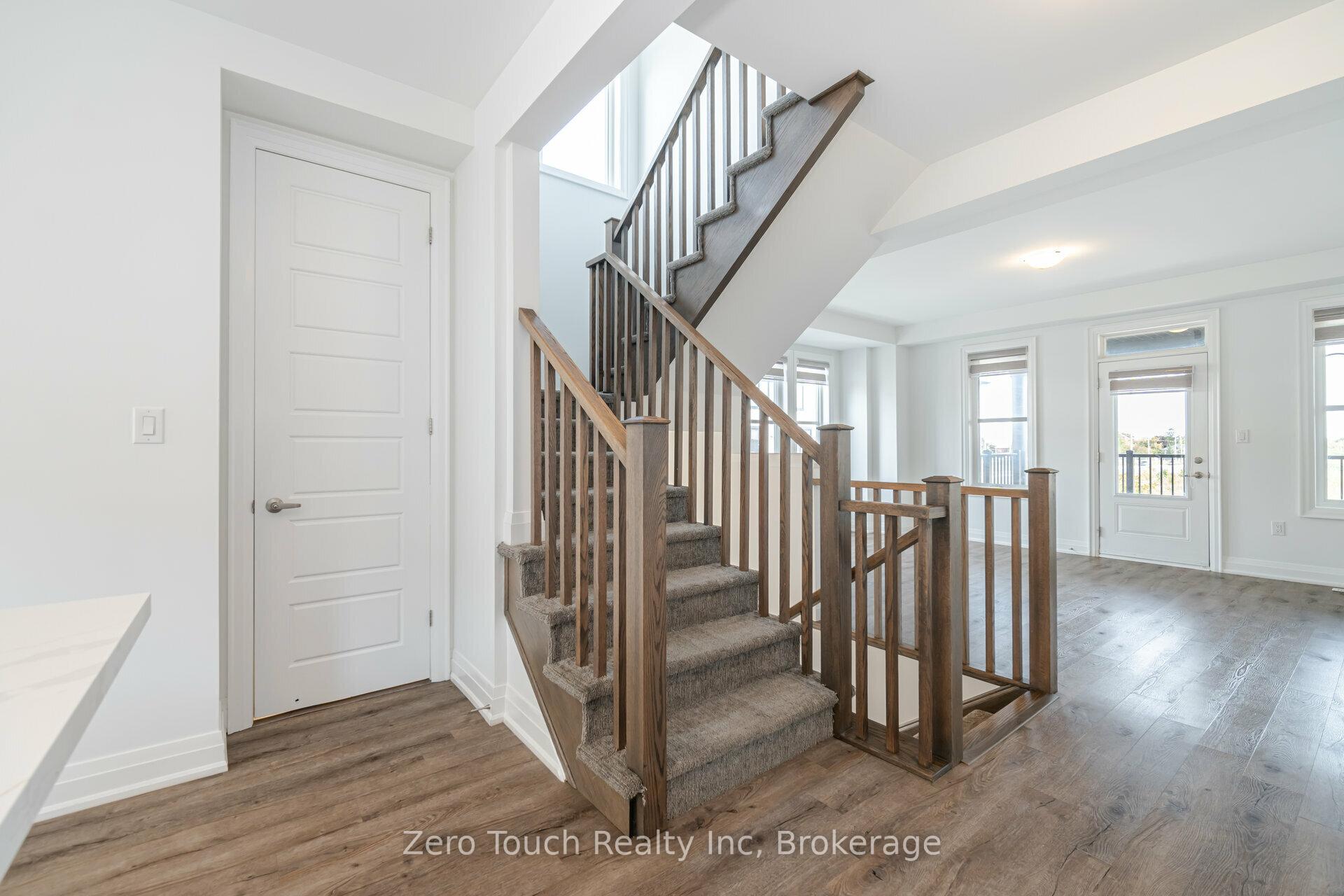 Photo 33 of Unit 14, 980 Logan Drive E, Milton, Cobban — HOMEH