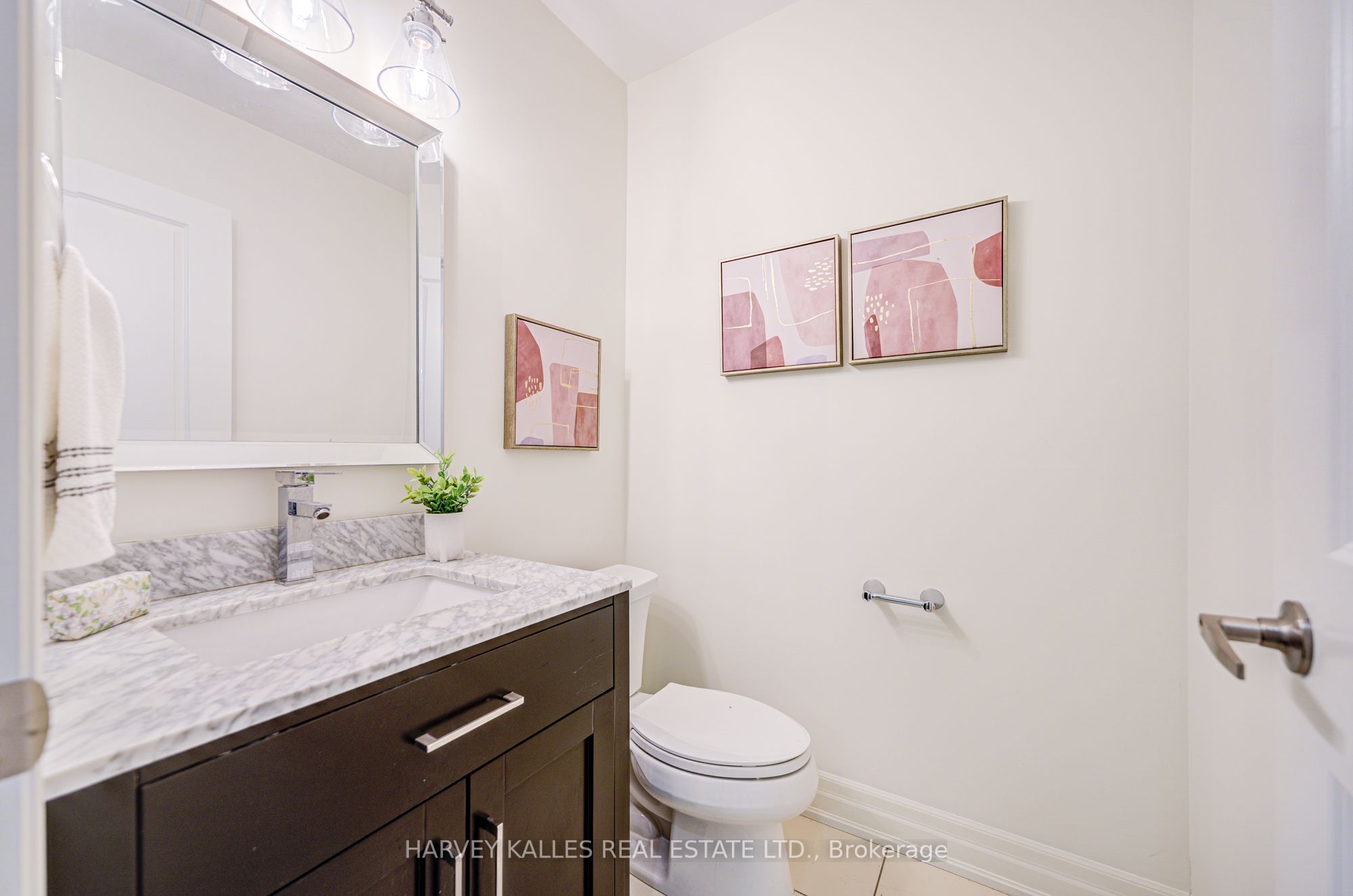Photo 61 of 20 Claudview Street, King, King City — HOMEH