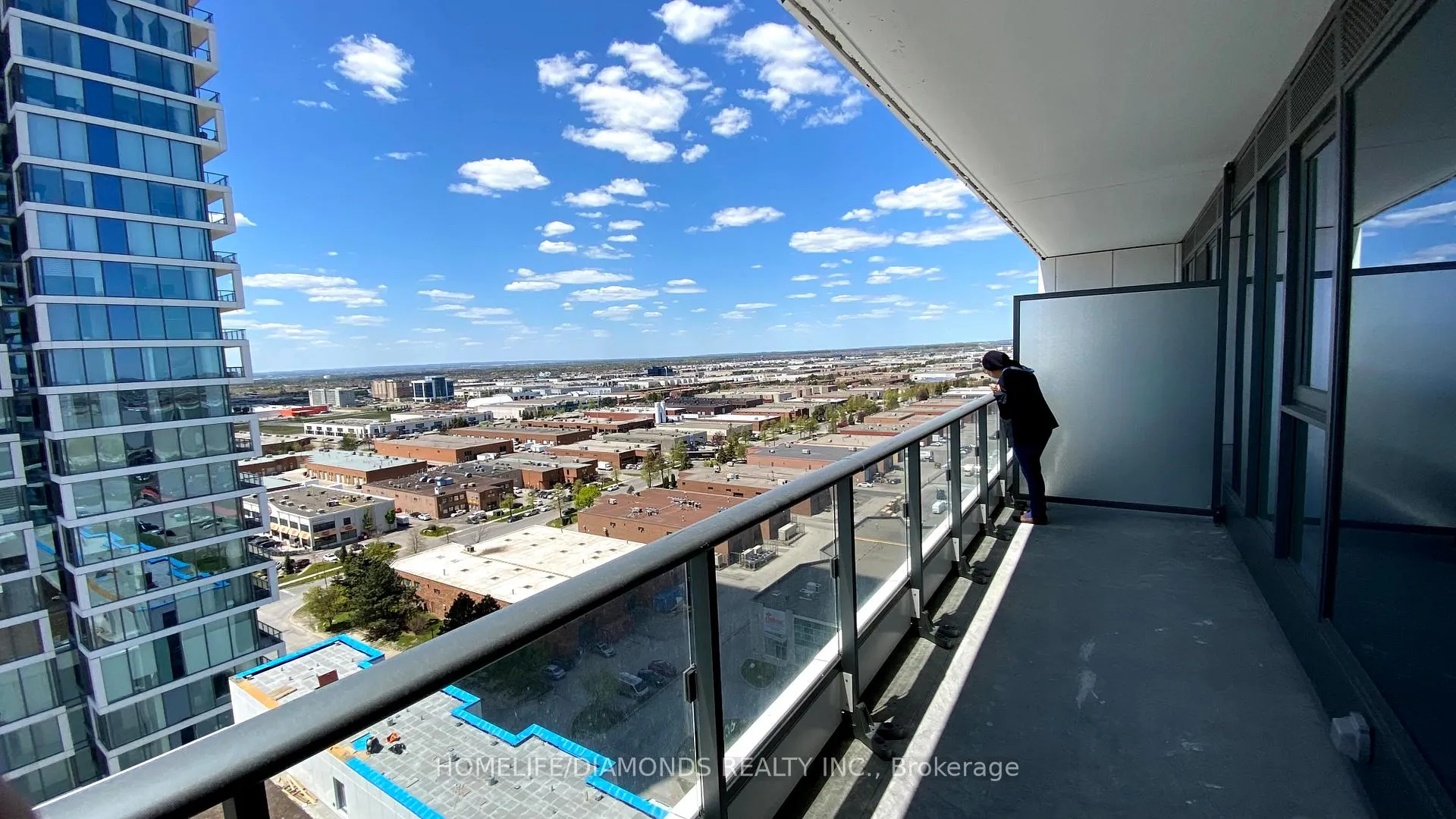 Photo 3 of Unit 1711, 950 Portage Parkway, Vaughan, Vaughan Corporate Centre — HOMEH