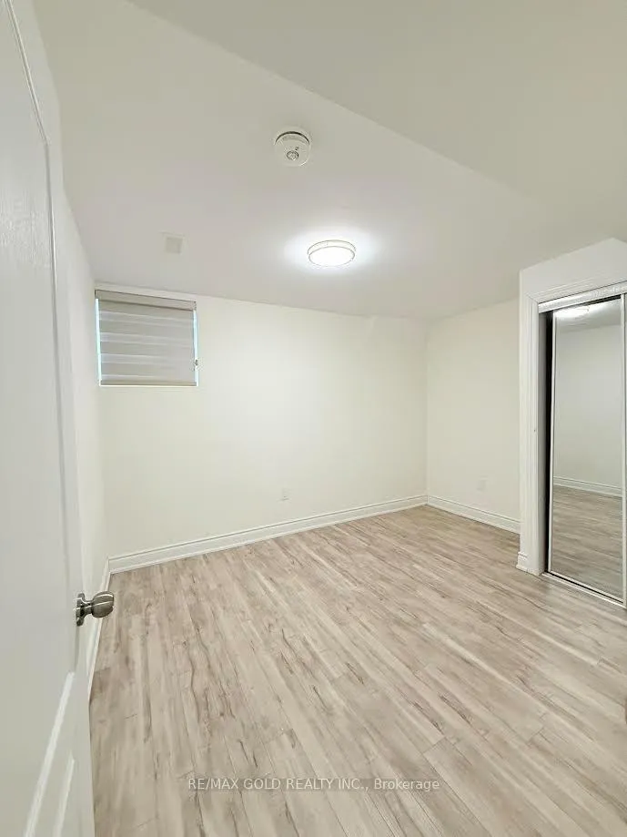 Photo 7 of Unit (Basement), 42 Kalmia Road, Brampton, Credit Valley — HOMEH
