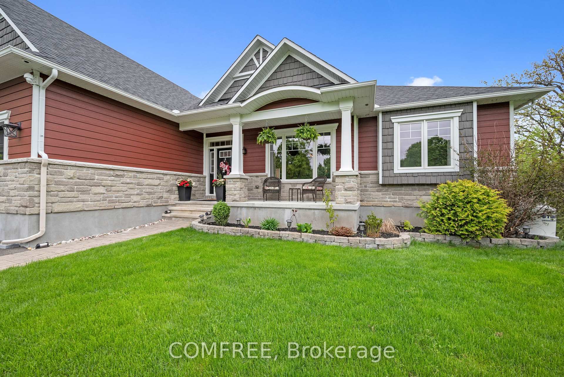 Photo 3 of 202 Denise Crescent, Beckwith, Beckwith Twp — HOMEH