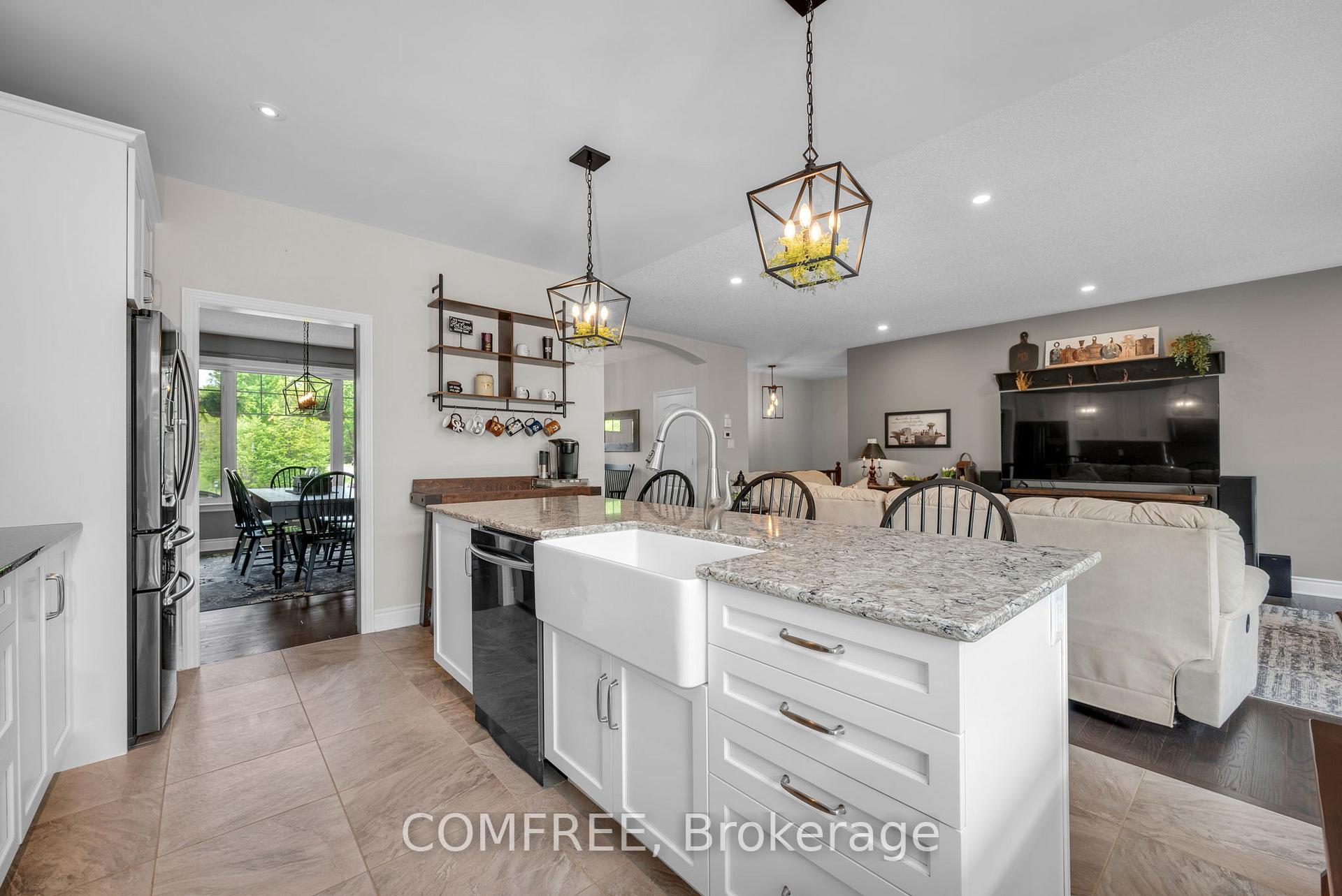 Photo 9 of 202 Denise Crescent, Beckwith, Beckwith Twp — HOMEH