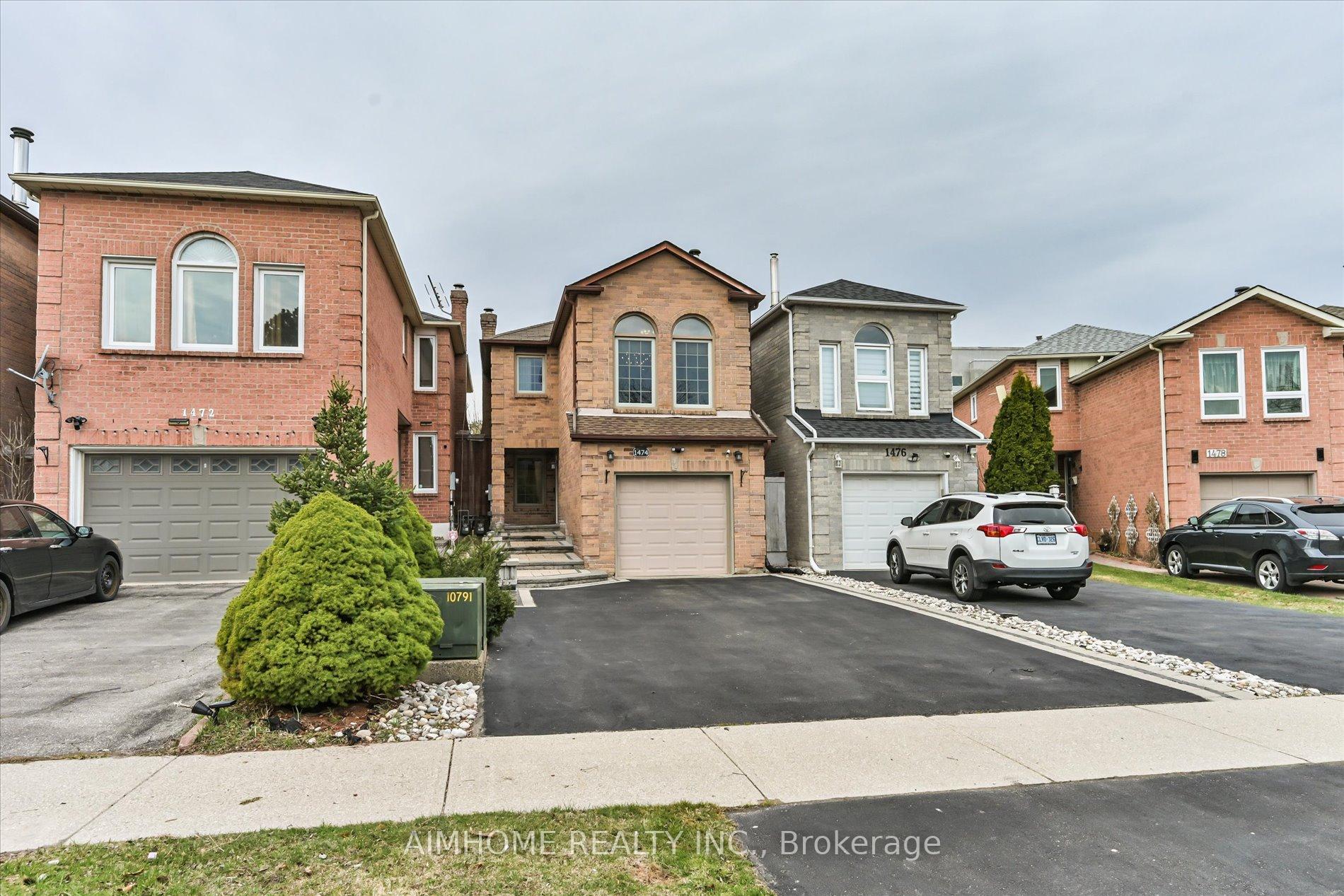 Front of 1474 Prince John Circle