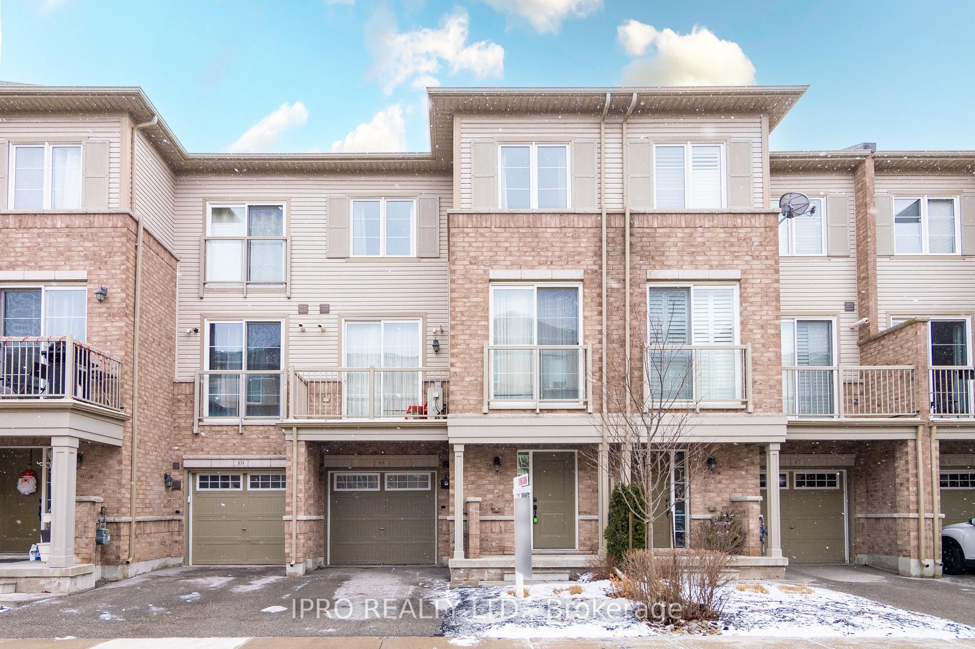 Photo 1 of Unit 88, 165 Hampshire Way, Milton, Dempsey — HOMEH