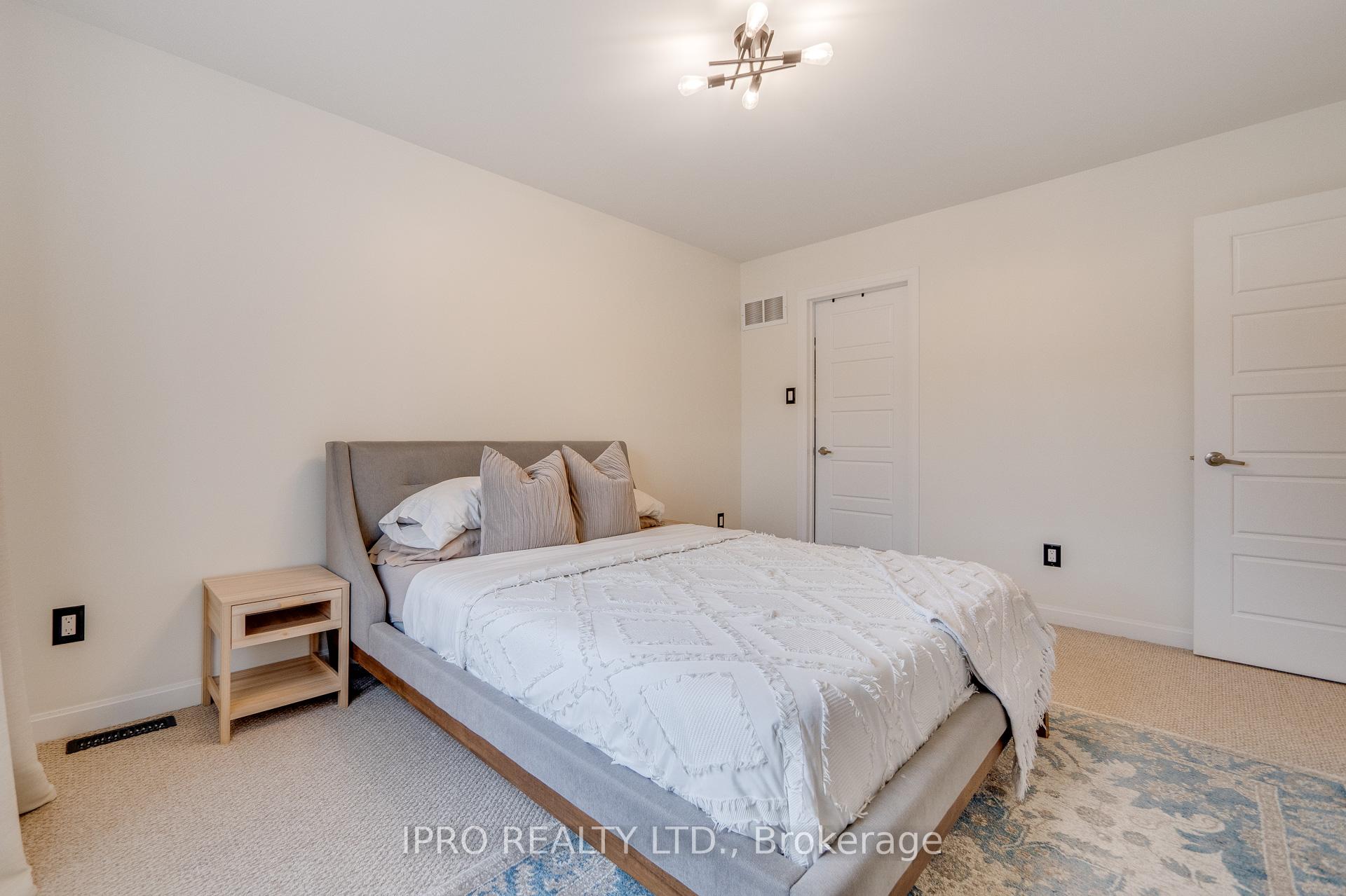 Photo 38 of Unit 88, 165 Hampshire Way, Milton, Dempsey — HOMEH
