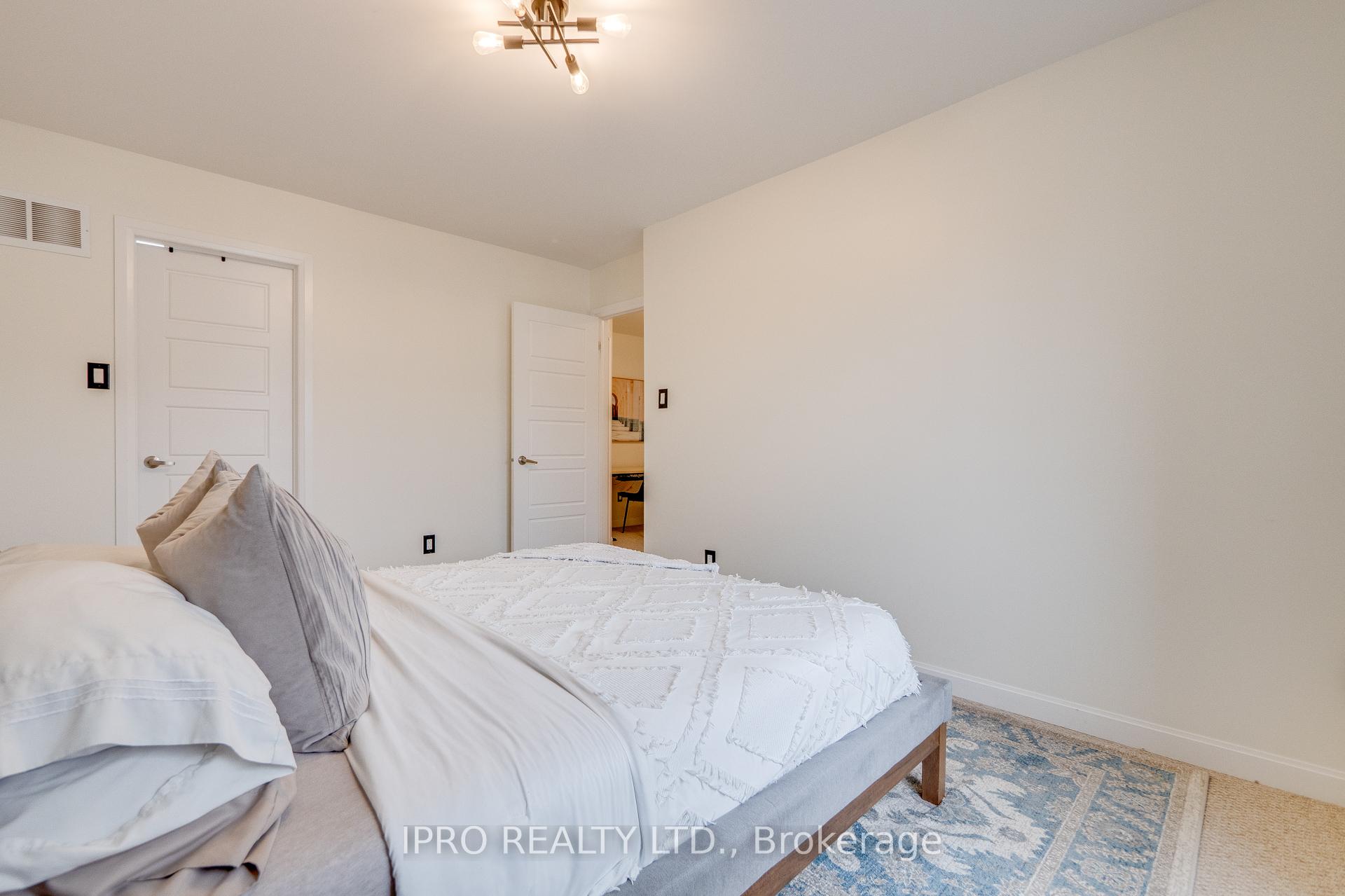 Photo 39 of Unit 88, 165 Hampshire Way, Milton, Dempsey — HOMEH