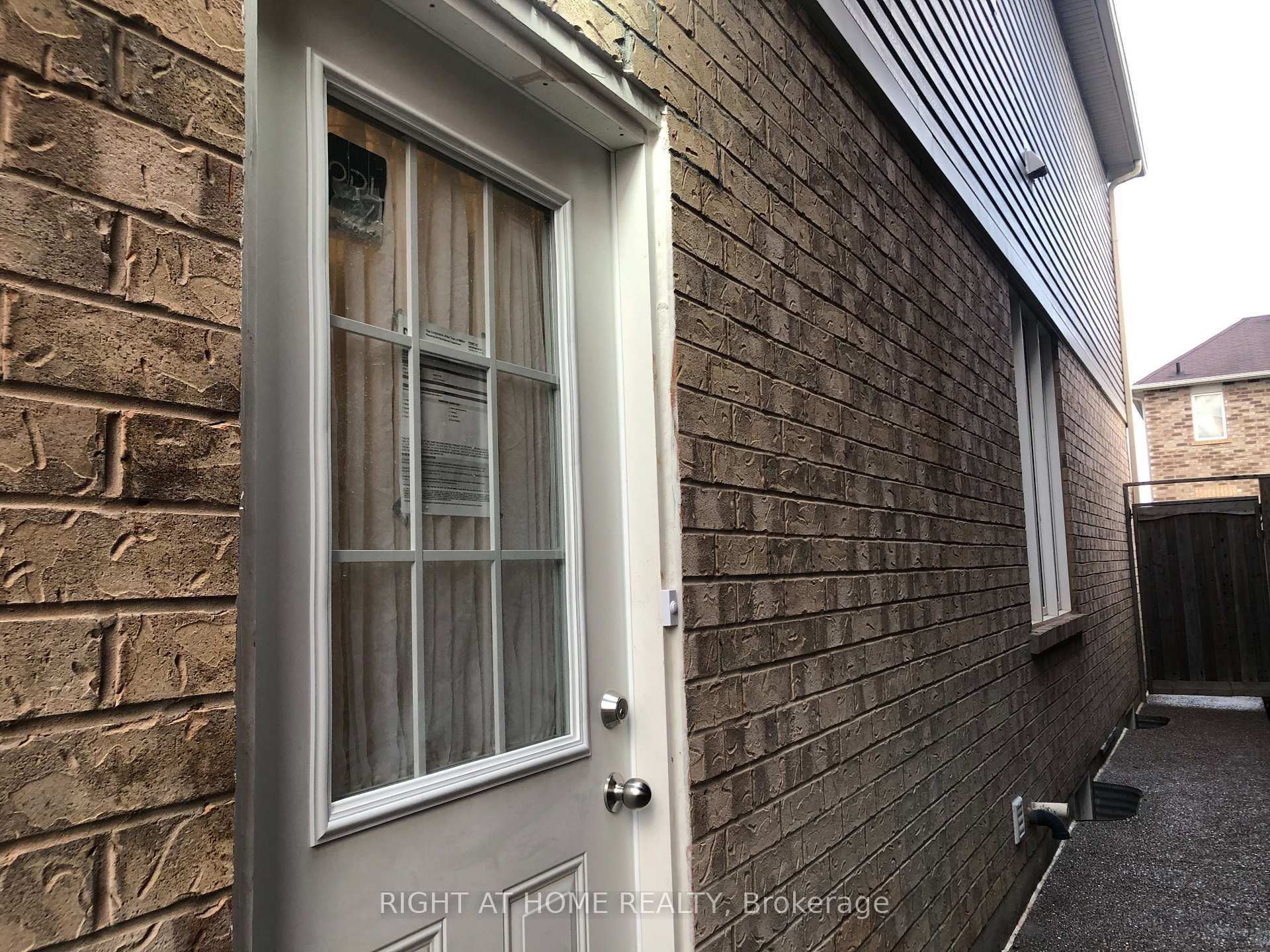 Photo 2 of 412 Zuest (Bsmt) Crescent, Milton, Willmott — HOMEH