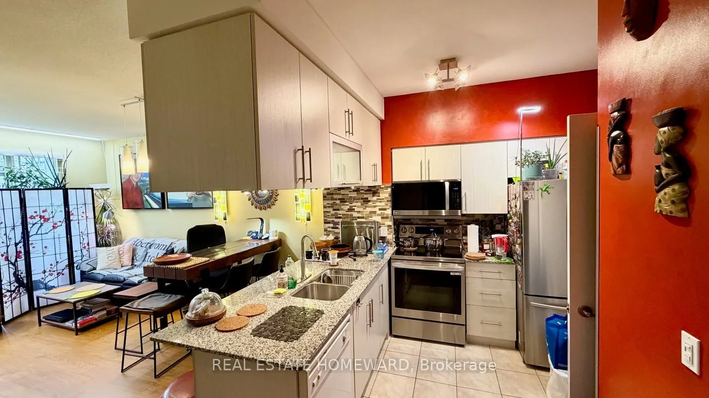 Photo 7 of Unit 108, 50 Disera Drive, Vaughan, Beverley Glen — HOMEH