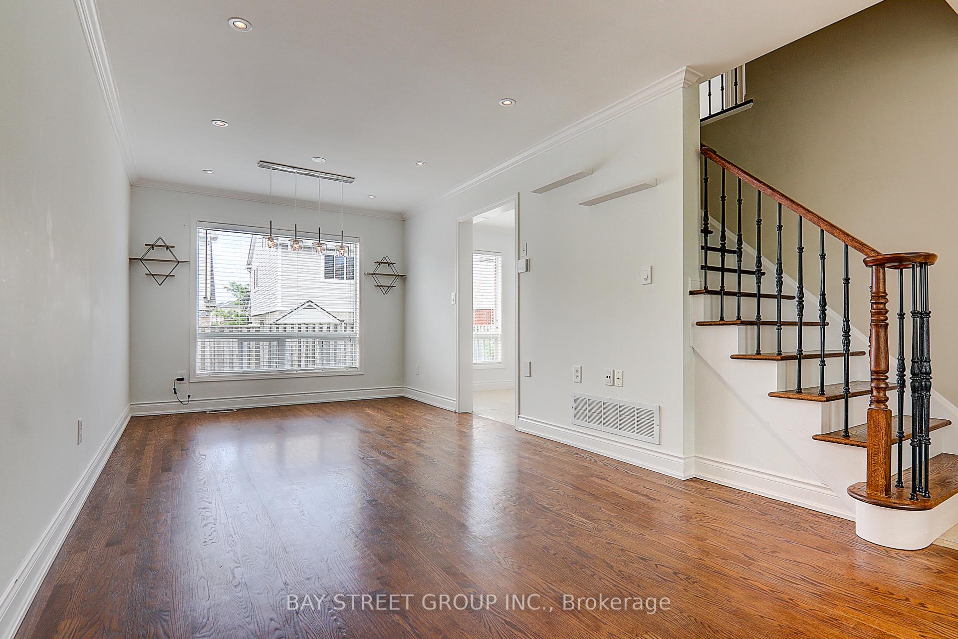 Photo 6 of 540 Caverhill Crescent, Milton, Clarke — HOMEH