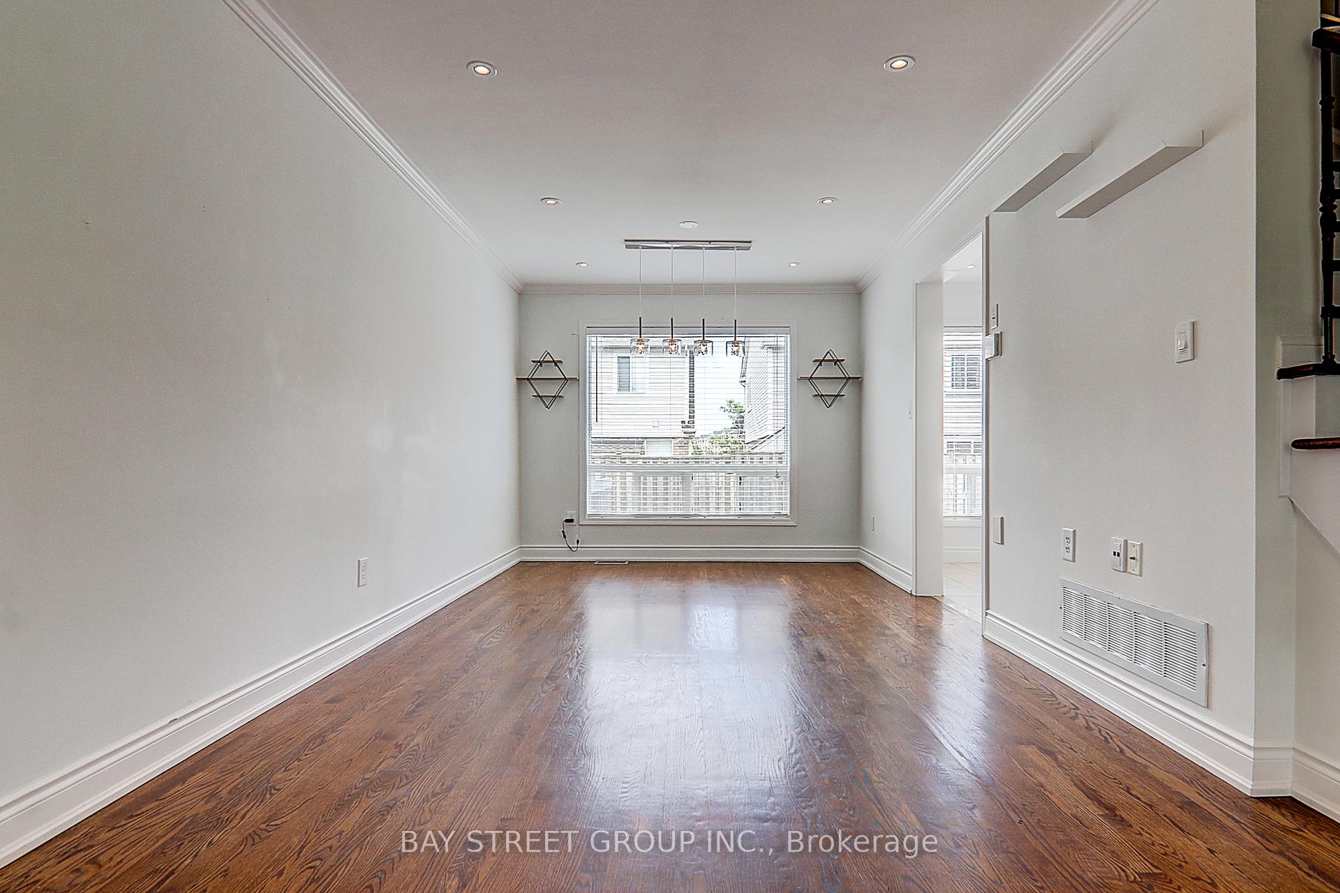 Photo 7 of 540 Caverhill Crescent, Milton, Clarke — HOMEH