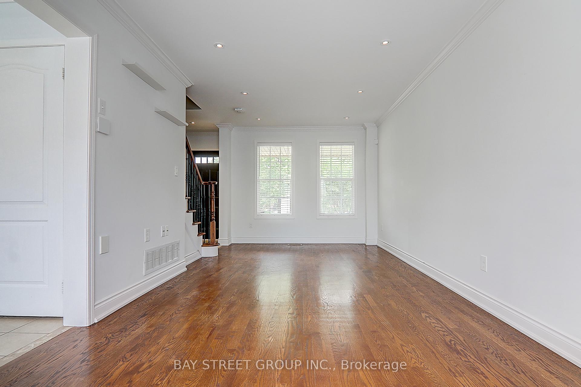 Photo 10 of 540 Caverhill Crescent, Milton, Clarke — HOMEH