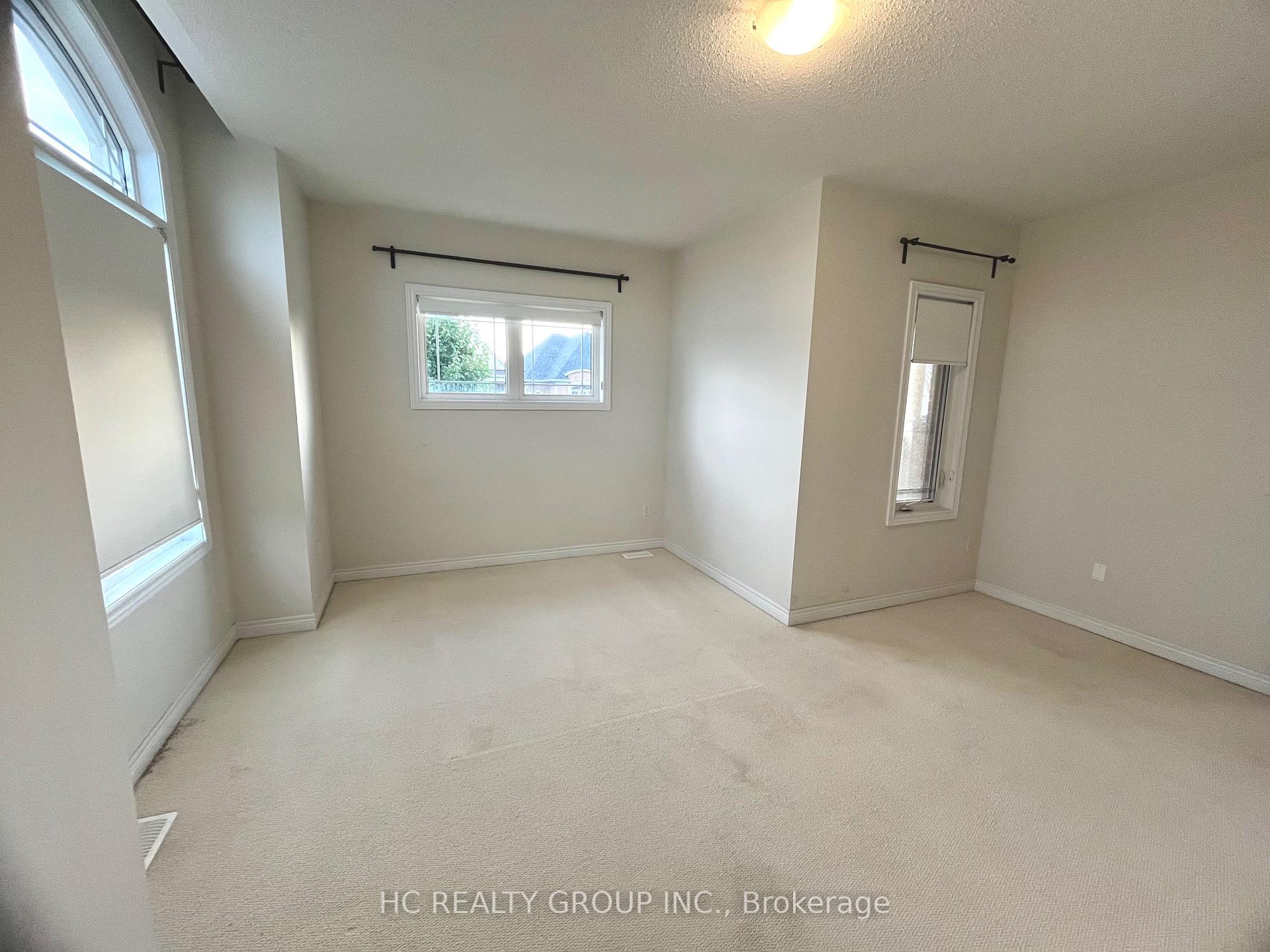 Photo 10 of 340 Hartwell Way, Aurora, Rural Aurora — HOMEH