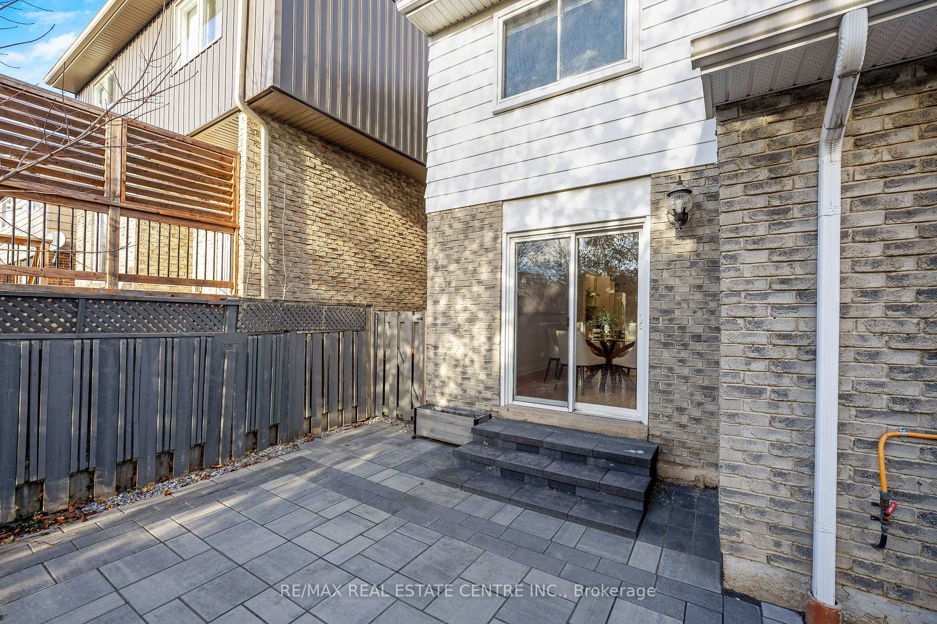 Photo 36 of 738 Briar Crescent, Milton, Dorset Park — HOMEH
