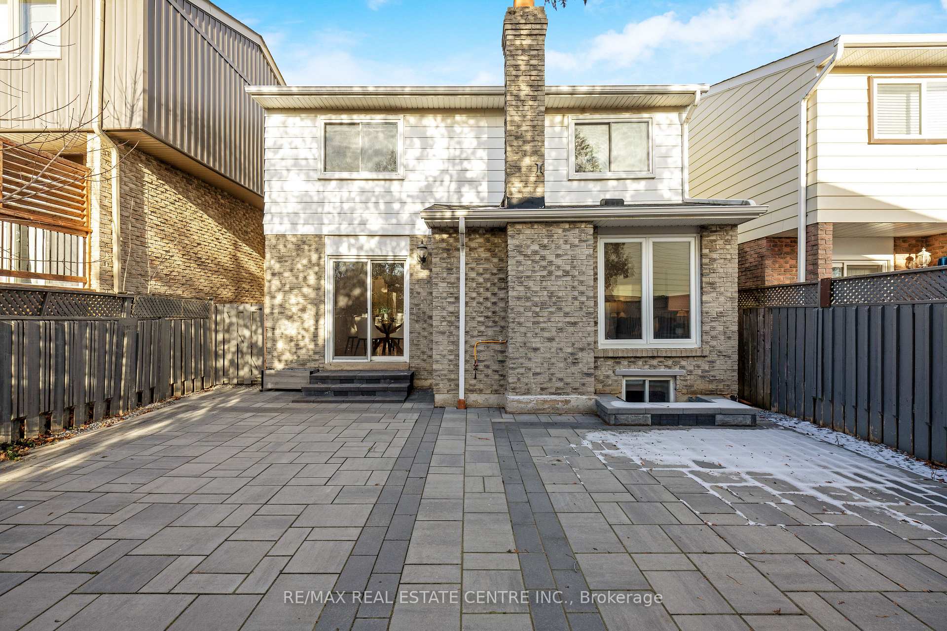 Photo 39 of 738 Briar Crescent, Milton, Dorset Park — HOMEH