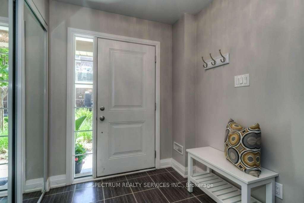 Photo 6 of Unit 31, 165 Hampshire Way, Milton, Dempsey — HOMEH