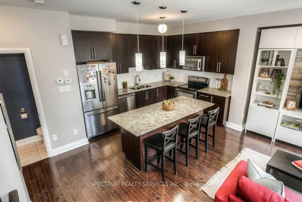 Photo 18 of Unit 31, 165 Hampshire Way, Milton, Dempsey — HOMEH