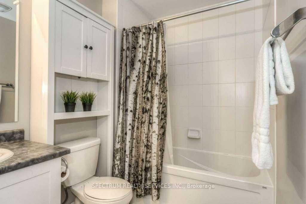 Photo 22 of Unit 31, 165 Hampshire Way, Milton, Dempsey — HOMEH
