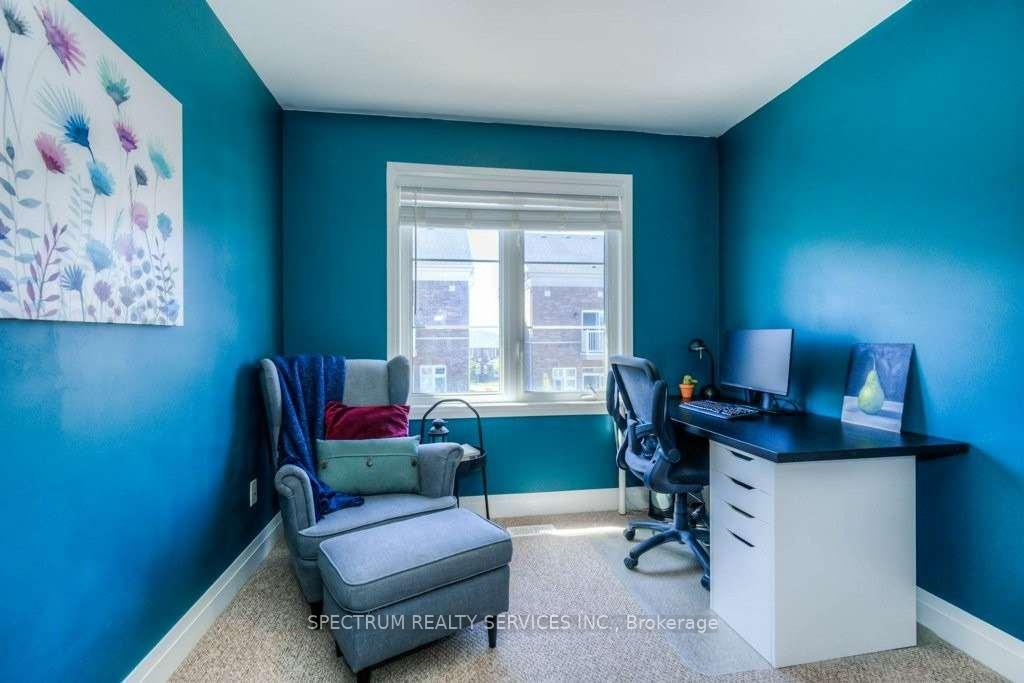 Photo 27 of Unit 31, 165 Hampshire Way, Milton, Dempsey — HOMEH