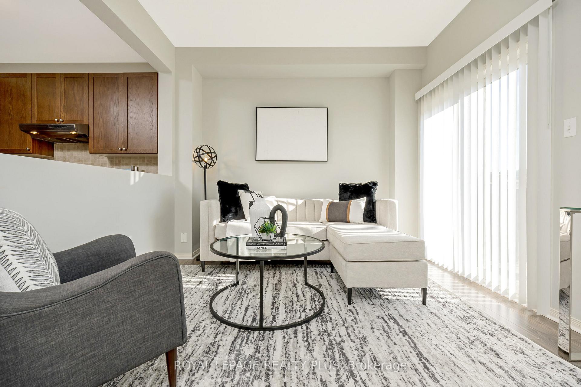 Photo 17 of 592 Lott Crescent, Milton, Coates — HOMEH