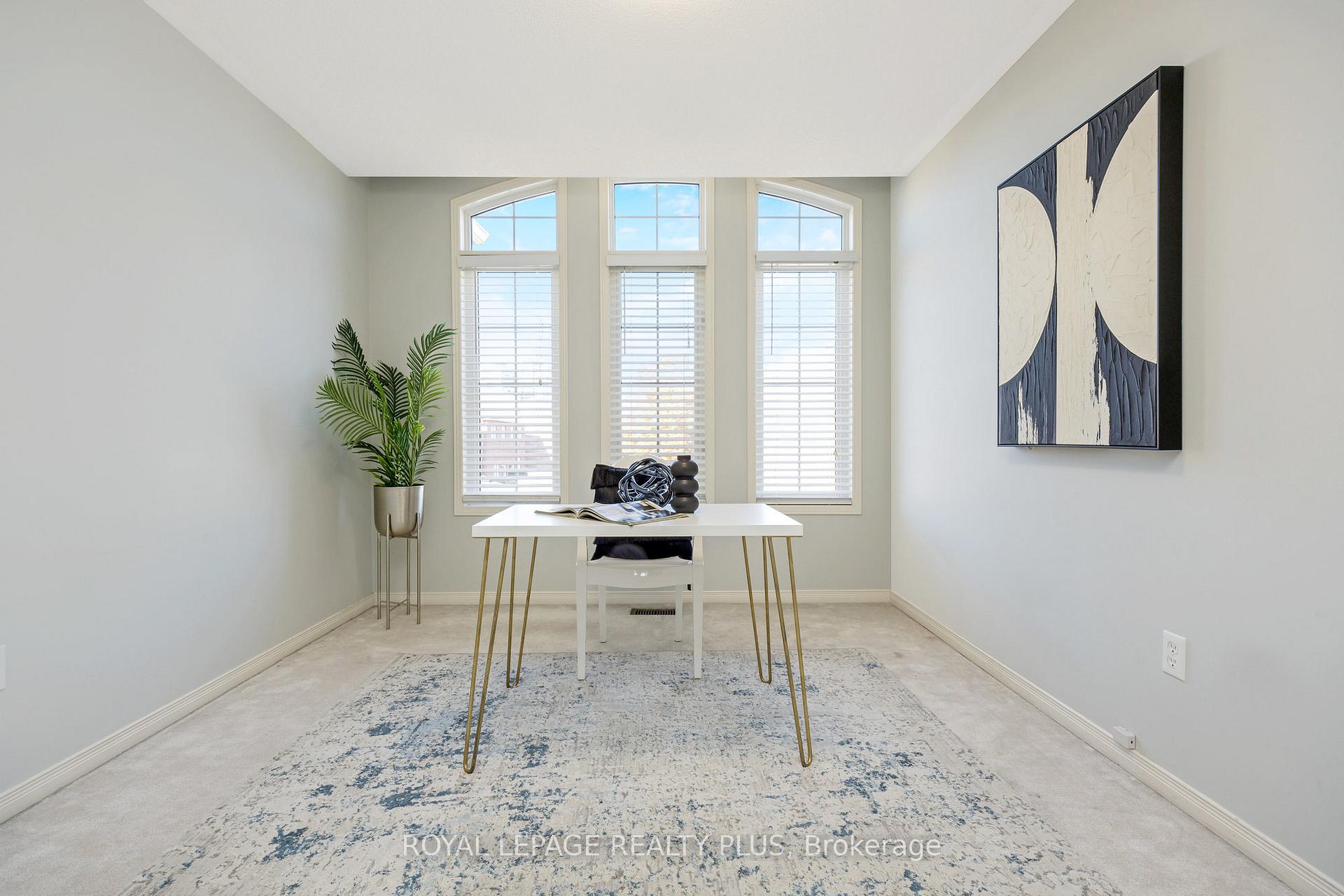 Photo 26 of 592 Lott Crescent, Milton, Coates — HOMEH