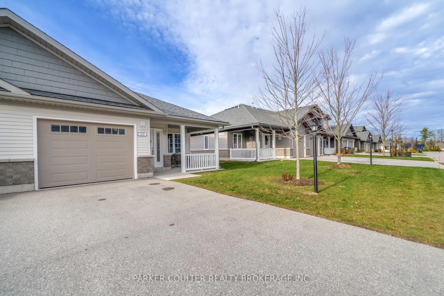 Photo 3 of 65 Ivy Crescent, Wasaga Beach — HOMEH