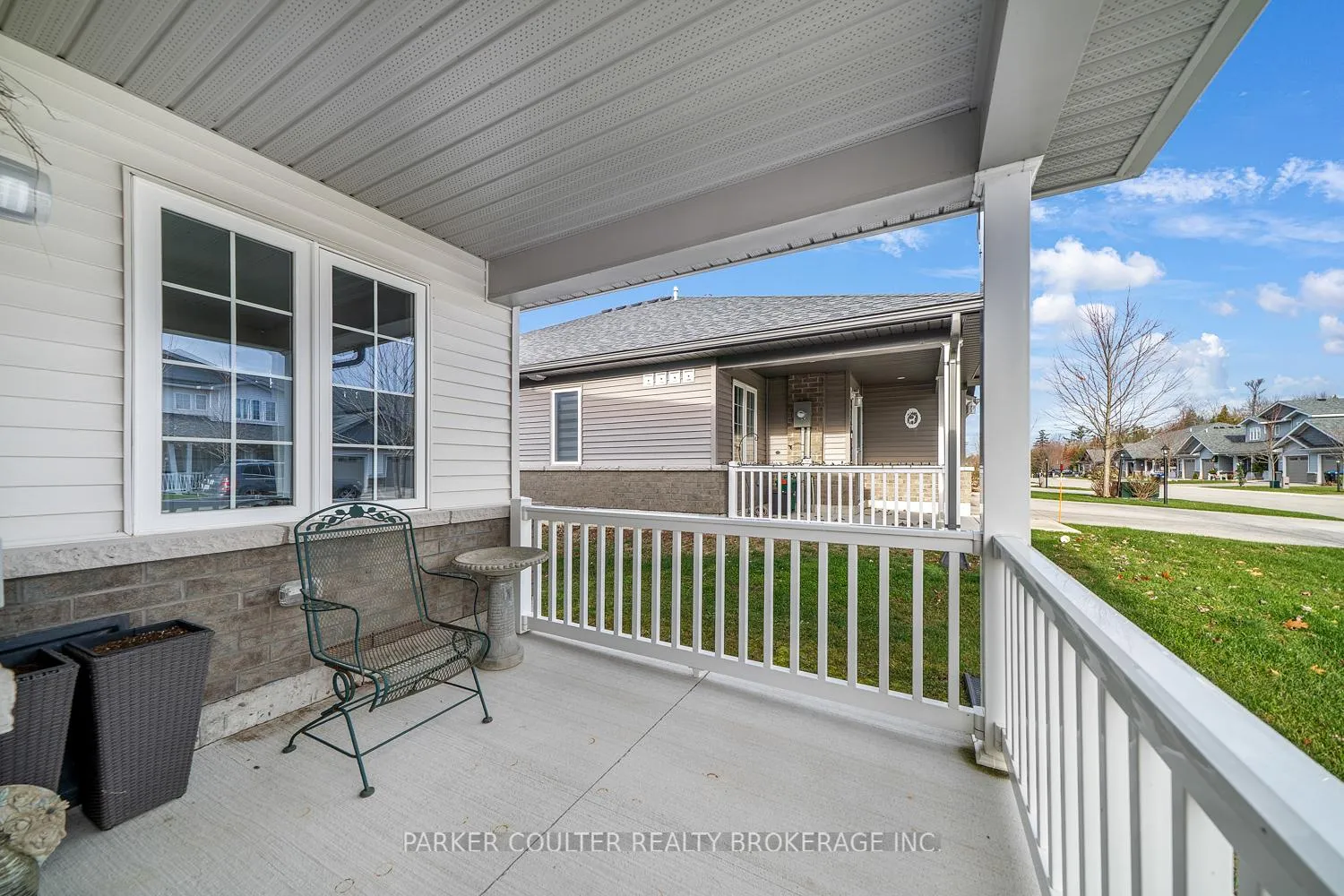 Photo 7 of 65 Ivy Crescent, Wasaga Beach — HOMEH