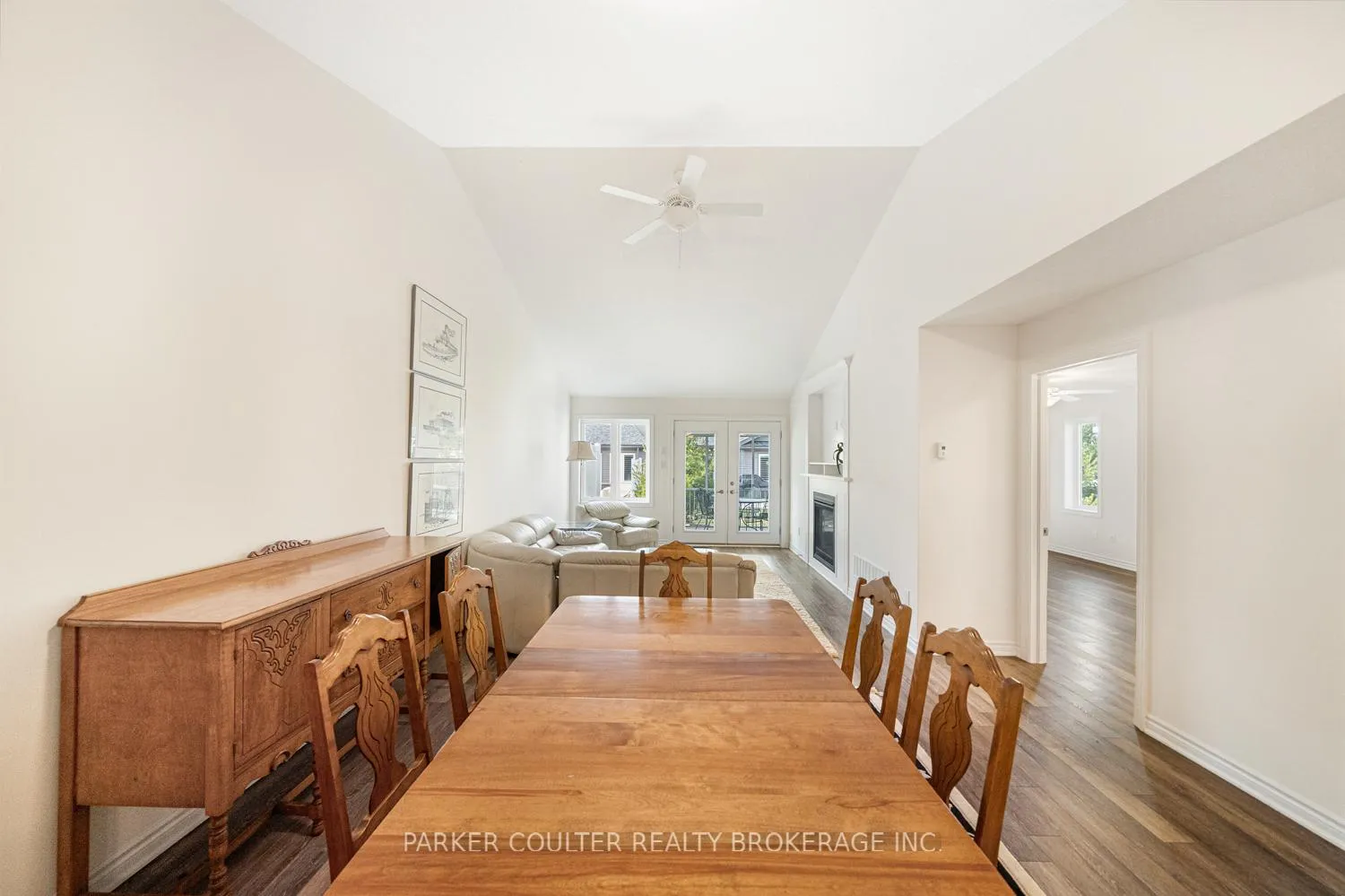 Photo 14 of 65 Ivy Crescent, Wasaga Beach — HOMEH