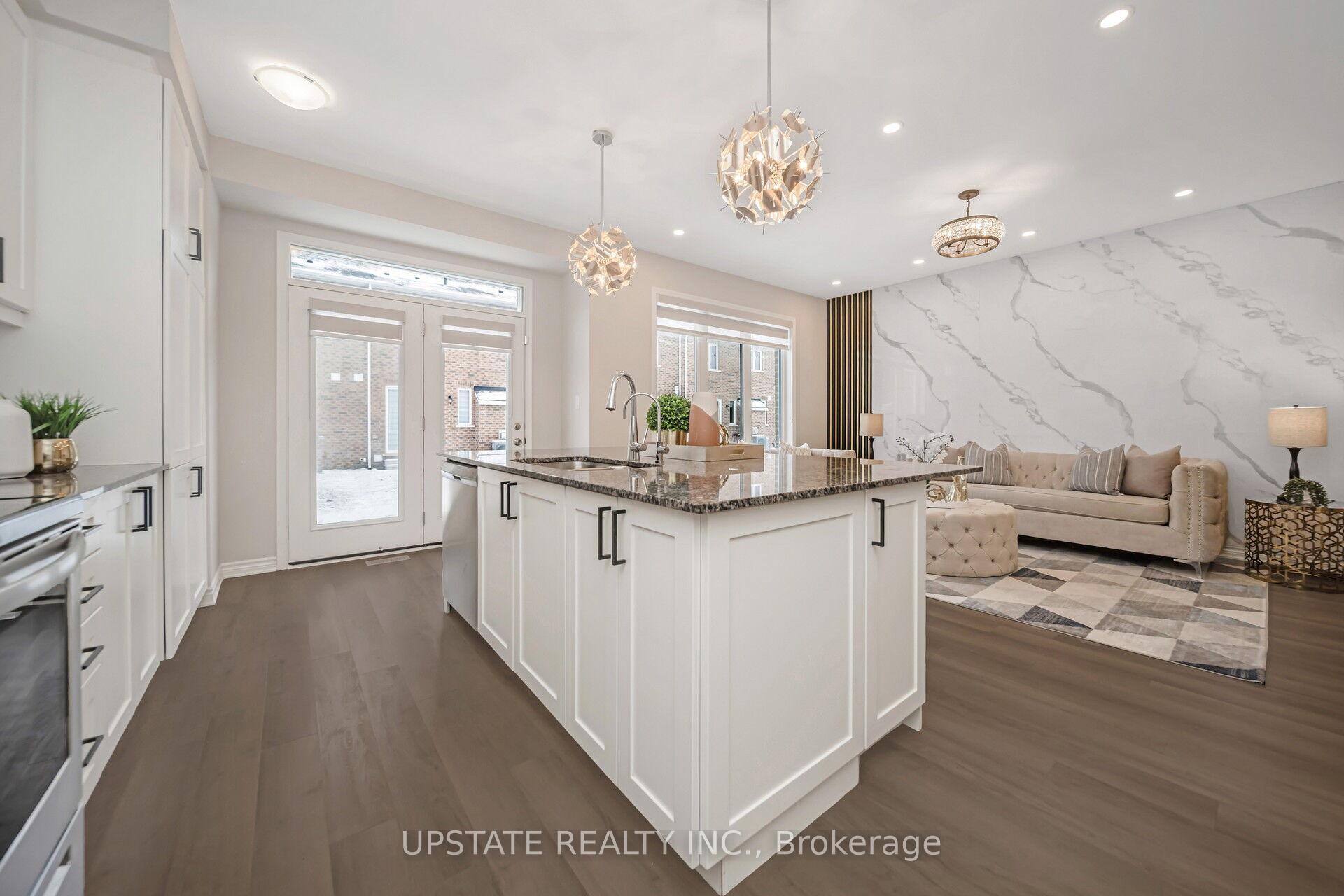 Photo 15 of 1570 Denison Place, Milton, Bowes — HOMEH