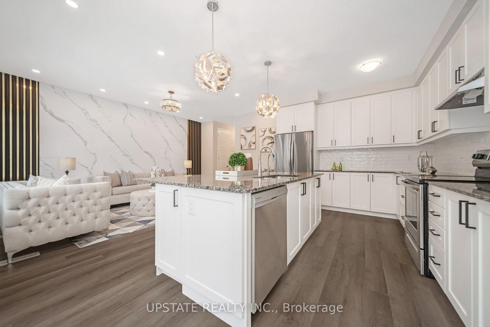 Photo 18 of 1570 Denison Place, Milton, Bowes — HOMEH