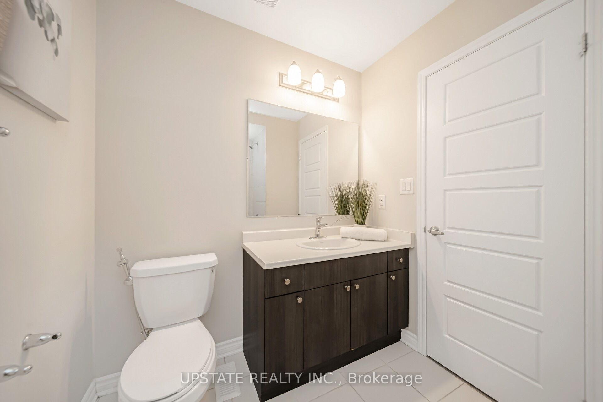 Photo 29 of 1570 Denison Place, Milton, Bowes — HOMEH